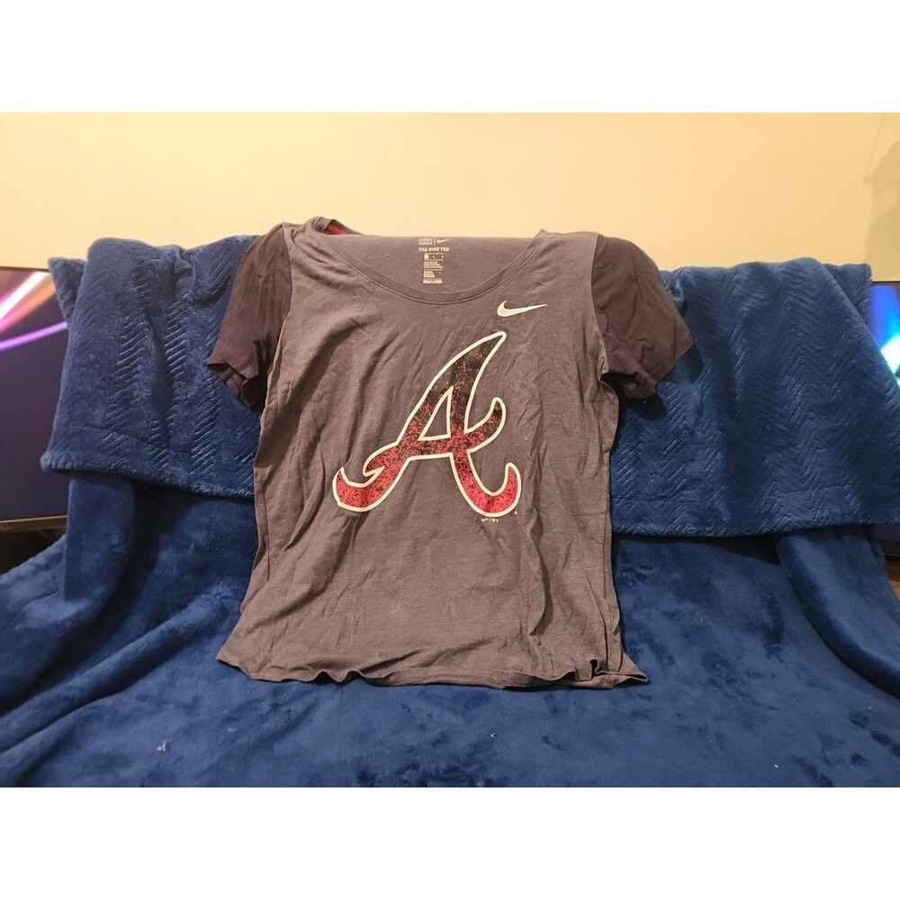 MLB Atlanta Braves Nike Women's Ladies Large Scoop Neck "Scratch Logo" Tee Shirt